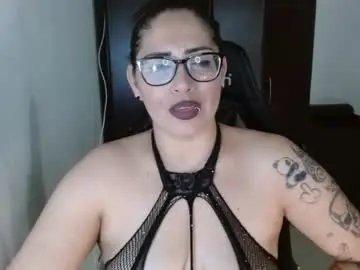 natashasmithe from chaturbate