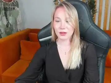 Chaturbate Free Porn Cam of elaravoltage