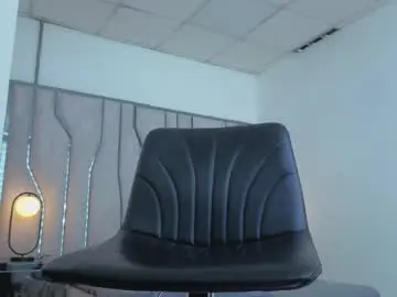 Chaturbate Live Sex Cam of maise_hill1
