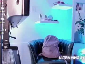 sophiaa_paris from chaturbate