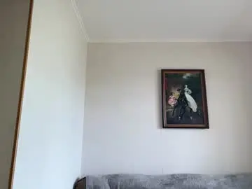 madalyneaks from chaturbate