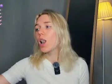 Chaturbate Best live sex cam show of myviolet_rush