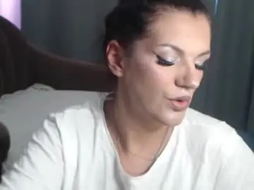 Chaturbate Live Sex Cam of lovediamond1