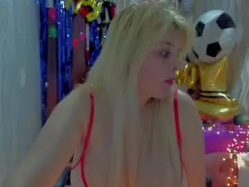 Chaturbate Sex Cam of adriiana_fox_