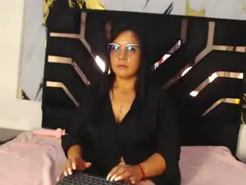 Chaturbate Sex Chat of alessiaqueencs