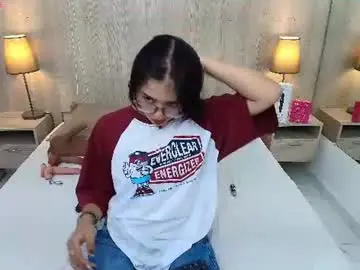 Chaturbate Live Porn of iris_gomez