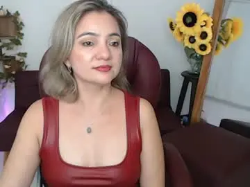 Chaturbate Live Sex Cam of rebeca_milf
