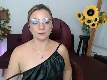 Chaturbate Sex Chat of rebeca_milf