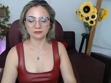 Chaturbate Best live sex cam show of rebeca_milf