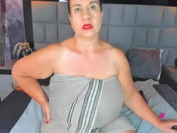your_lady_milf from chaturbate