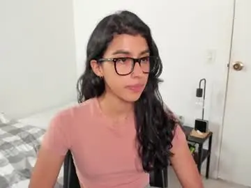 Chaturbate Best live sex cam show of mazikeen_18