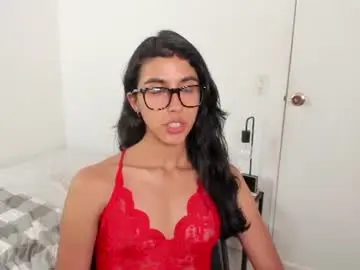 Chaturbate Adult Video Chat of mazikeen_18