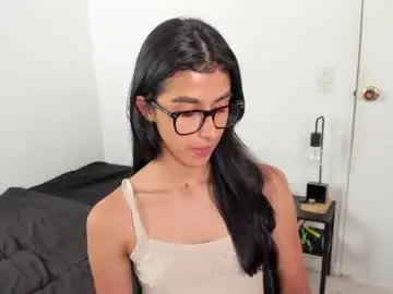 Chaturbate Live Porn of mazikeen_18
