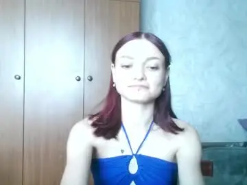 Chaturbate Live Sex Cam of lola_sweetglow