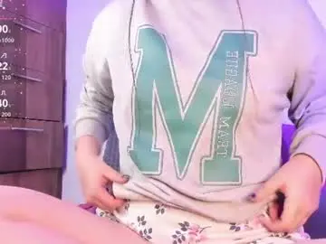 Chaturbate Live Sex Cam of _urcutekitty