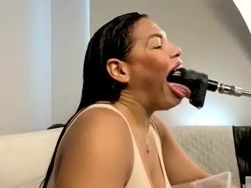 Chaturbate Best live sex cam show of anabel693_
