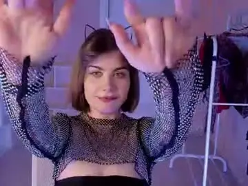 koshka__zhena from chaturbate