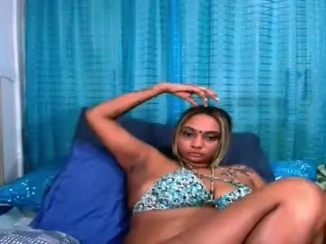 Chaturbate Live Sex Cam of indiansecretlove20