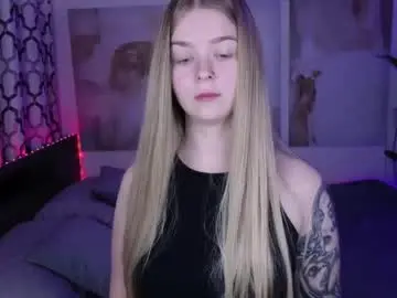 Chaturbate Live Sex Cam of sirenabloom