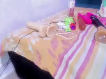Chaturbate Live Sex of andrealopezaenmar