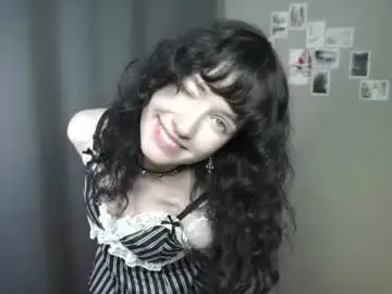 indiramcclamroch from chaturbate