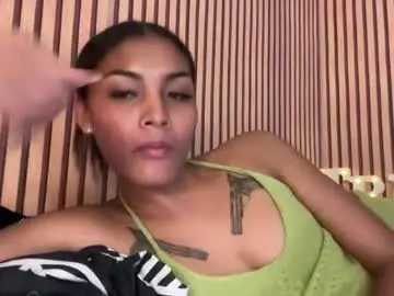 sweet_trishaxx from chaturbate