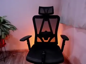 Chaturbate Free Porn Cam of _purplecherry_