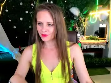 emiliabedy from chaturbate