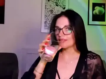 Chaturbate Live Sex of cherryluxe_