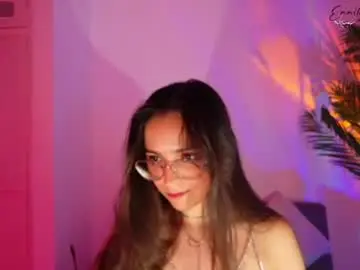 Chaturbate Free Porn Cam of emi_roberts