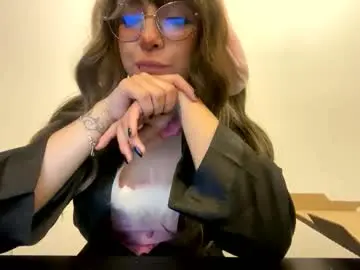 Chaturbate Free Porn Cam of lilith_3r