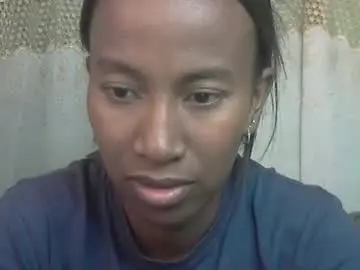 minouch211907 from chaturbate