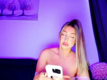 Chaturbate Free Live Porn of abella_soleill