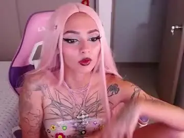 Chaturbate Live Sex Cam of bluee_v