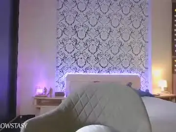 Chaturbate Free Porn Cam of glowstacy