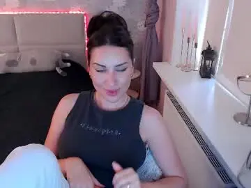 Chaturbate Live Sex Cam of heaven_chloe