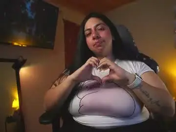 coraline_latin from chaturbate
