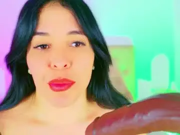 charlootteevans from chaturbate