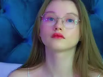 Chaturbate Free Live Porn of keiraace