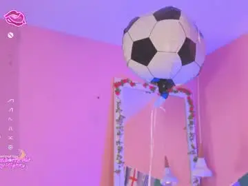 Chaturbate Live Sex of luluwonder_