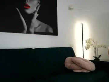 Chaturbate Sex Chat of izy_bellee