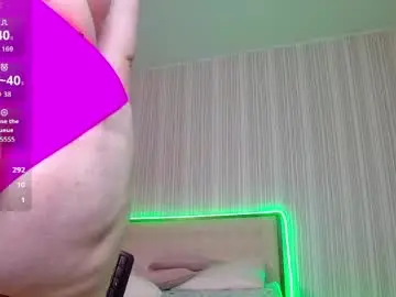 Chaturbate Live Sex Cam of rubyvalen