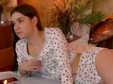 Chaturbate Watch Live Sex Cams of stellapierces