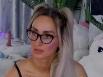 Chaturbate Watch Live Sex Cams of isabelleethan