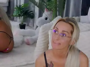 Chaturbate Live Porn of isabelleethan