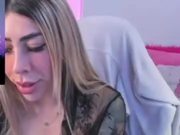 Chaturbate Free Porn Cam of martina_robertss_
