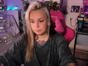 chloekohaku from chaturbate