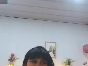 Chaturbate Live Sex Cam of candy_lux_