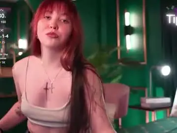 Chaturbate Live Sex Cam of hyuna_chapman