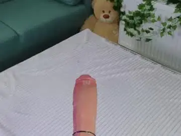 Chaturbate Free Porn Cam of thunder_suck